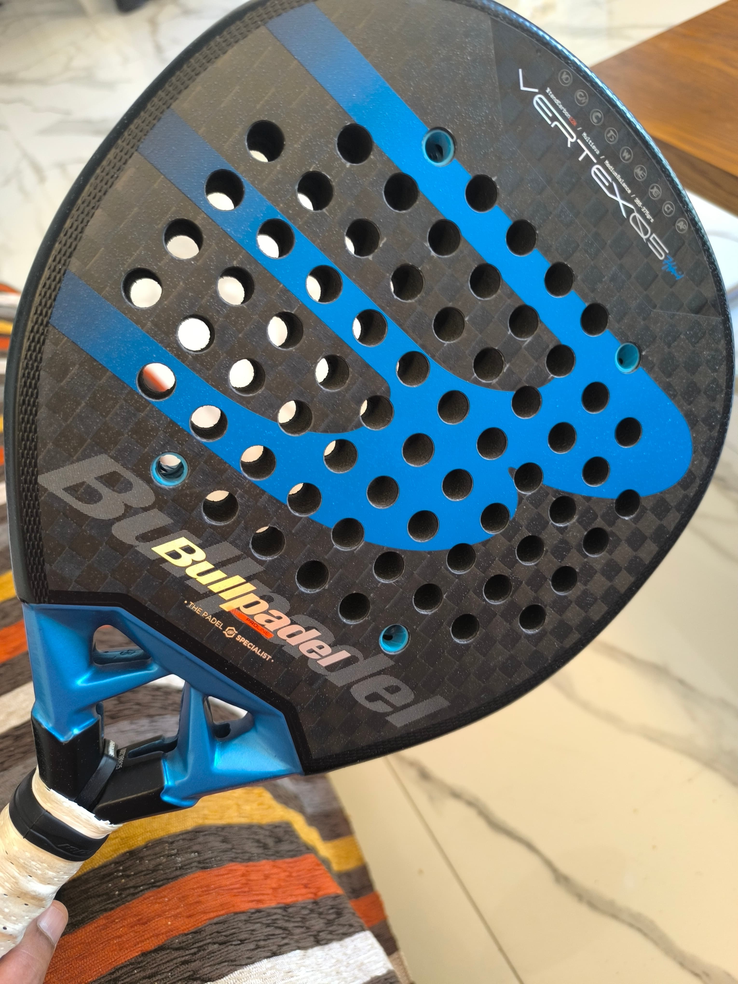 Bullpadel vertex 05 hybride